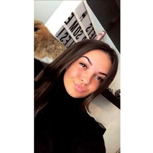 Meet your Posher, Megan